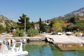 Apartments by the sea Cesarica, Karlobag - 18135